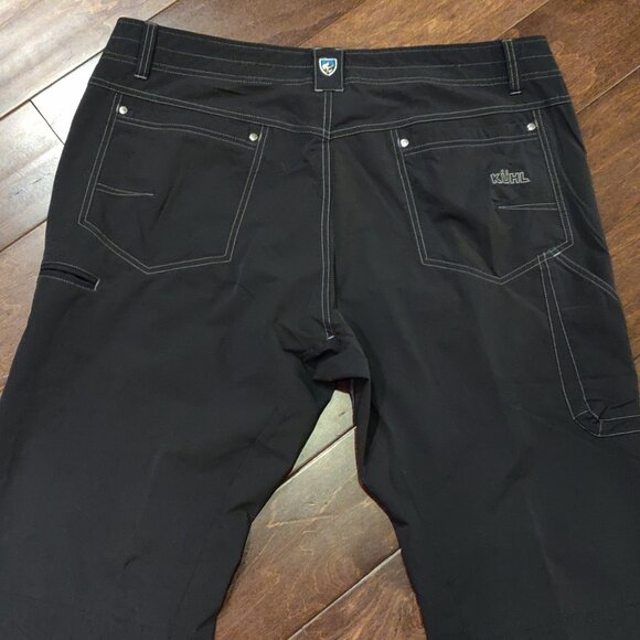 Kuhl Grey Lightweight Hiking Cargo Pants SIZE 40x32 - Picture 1 of 5